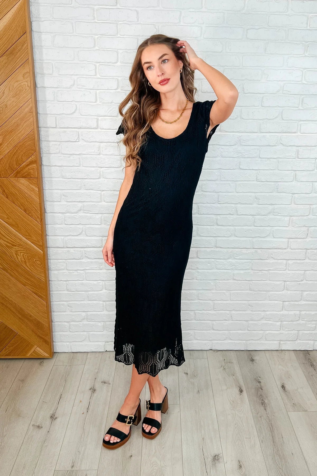 ON THE TOWN LACE SCOOP NECK DRESS