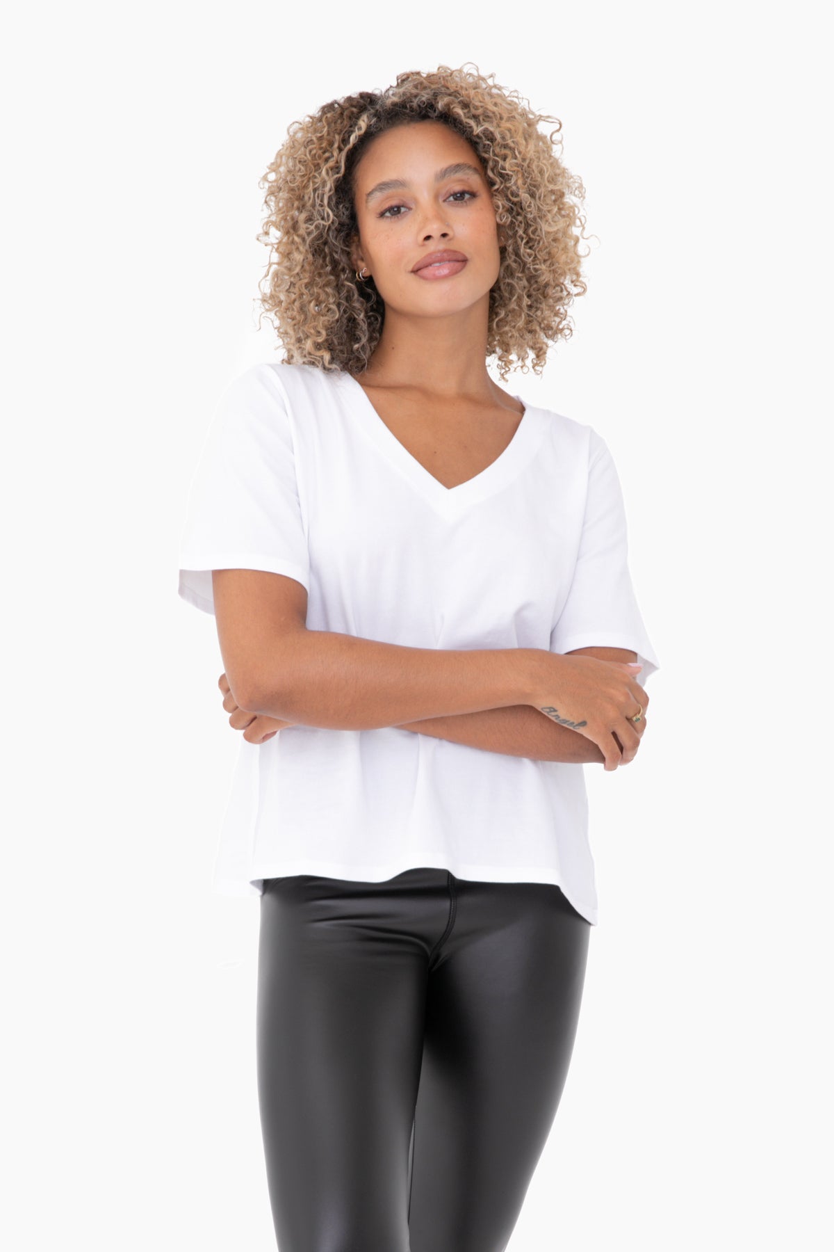PIMA COTTON BLEND V-NECK TEE