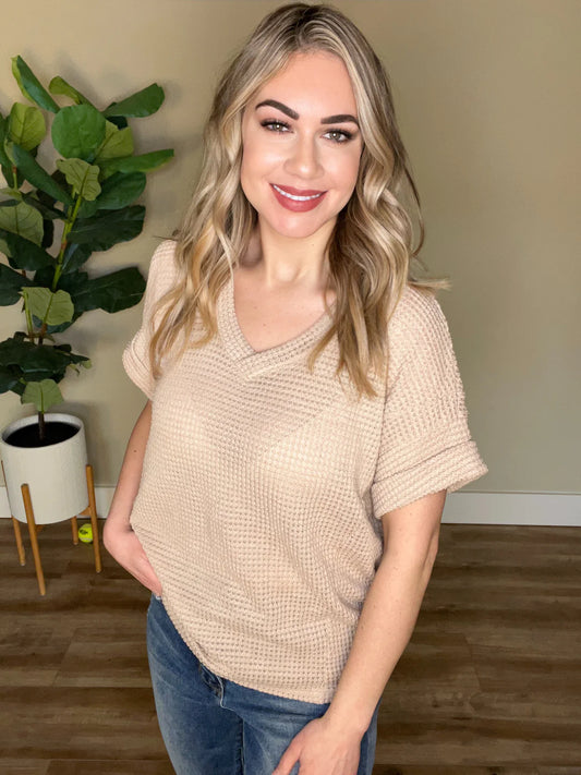 VNECK WAFFLE KNIT TOP IN NUDE