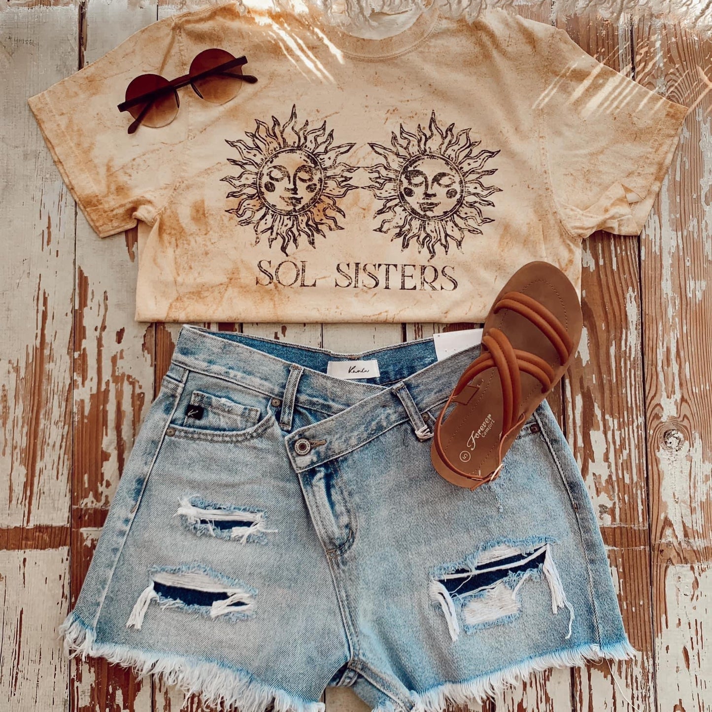 Sol Sisters Tee