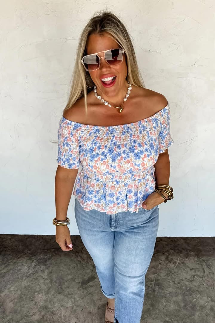 Essie Top