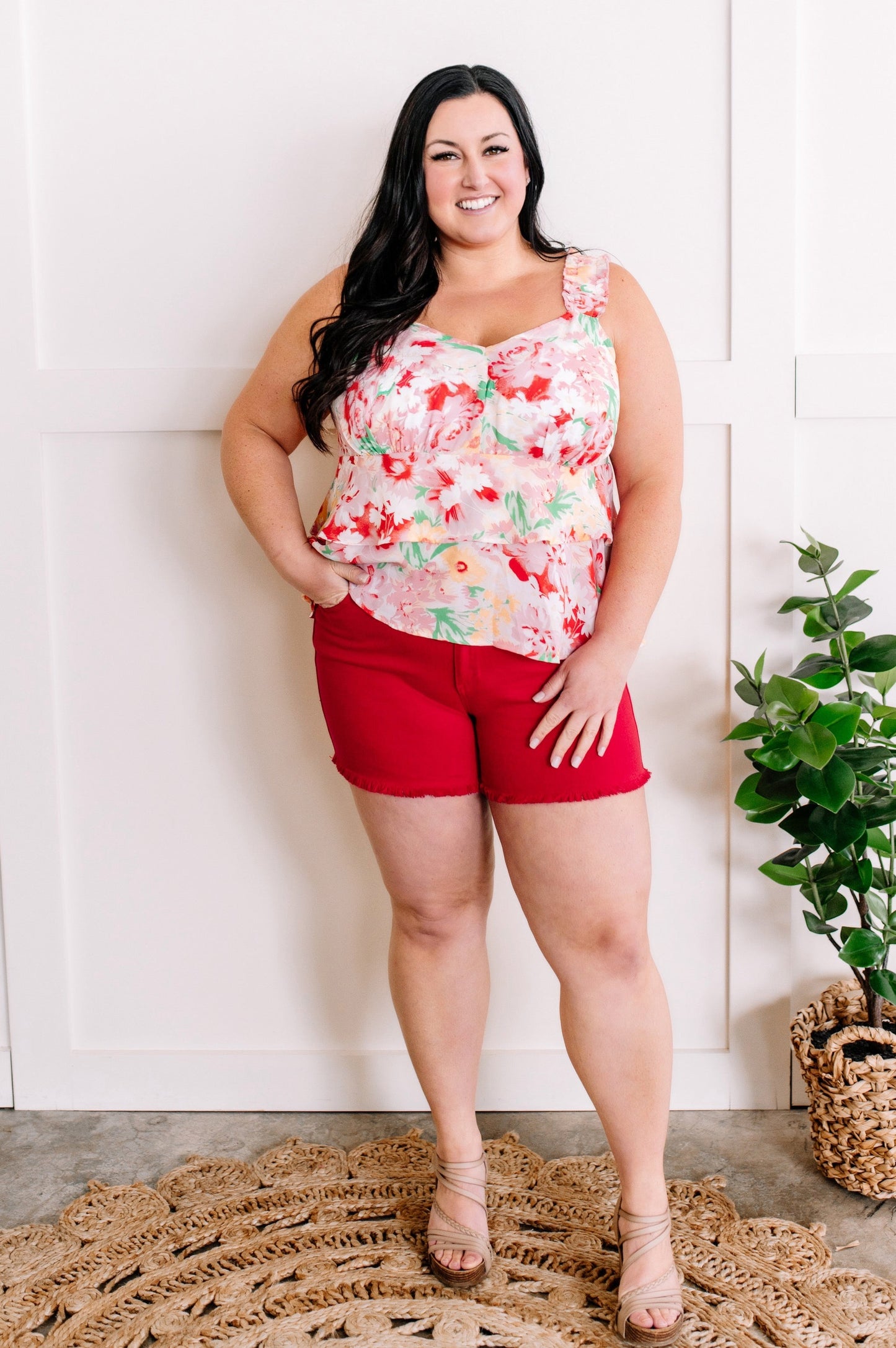 Mid Rise Frayed Hem Shorts By Judy Blue Jeans In Hot Tamale